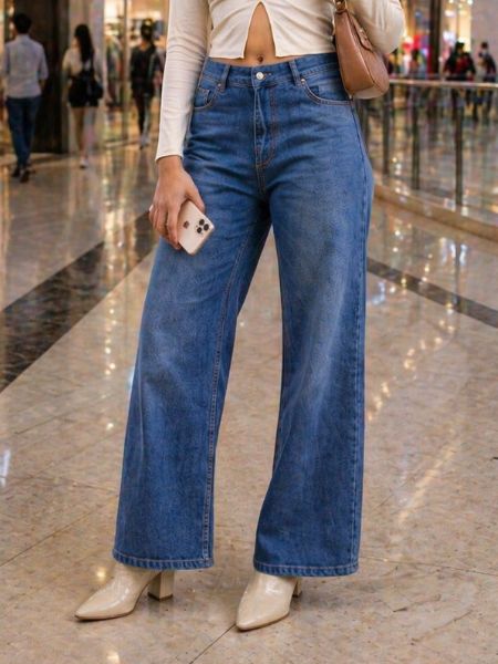 High-Rise Straight-Fit Blue Wash Jeans